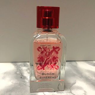 ジバンシィ(GIVENCHY)の♡ジバンシイ♡ ブルーム　オーデトワレ(香水(女性用))