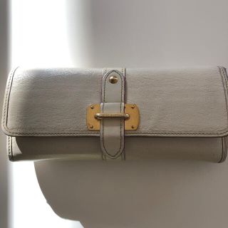 ルイヴィトン(LOUIS VUITTON)のルイヴィトン長財布★売り切りたいので(財布)