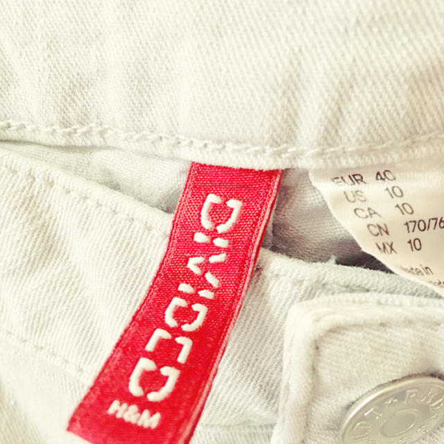 H&M(エイチアンドエム)のぴぴび様 取り置き中(7/1) レディースのパンツ(ショートパンツ)の商品写真