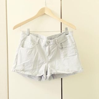 エイチアンドエム(H&M)のぴぴび様 取り置き中(7/1)(ショートパンツ)