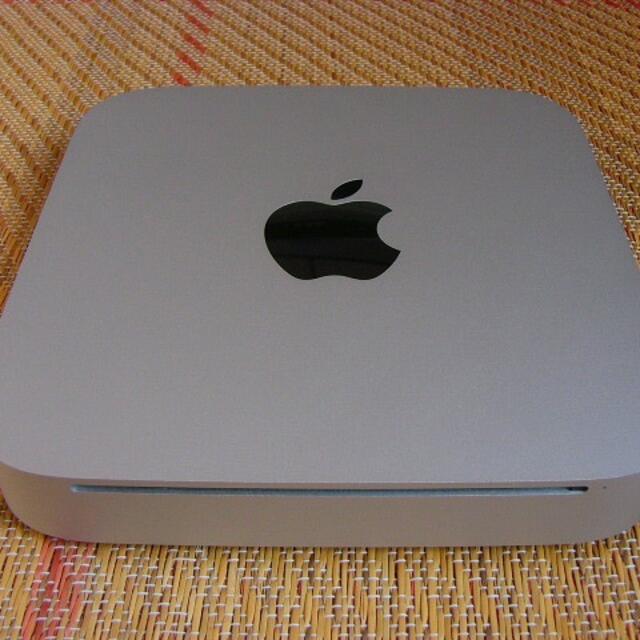 Apple(アップル)のMac mini 2010  500GB SSD スマホ/家電/カメラのPC/タブレット(デスクトップ型PC)の商品写真