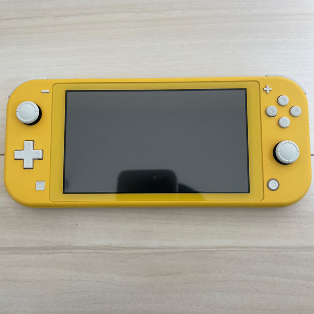 Nintendo Switch Lite イエロー