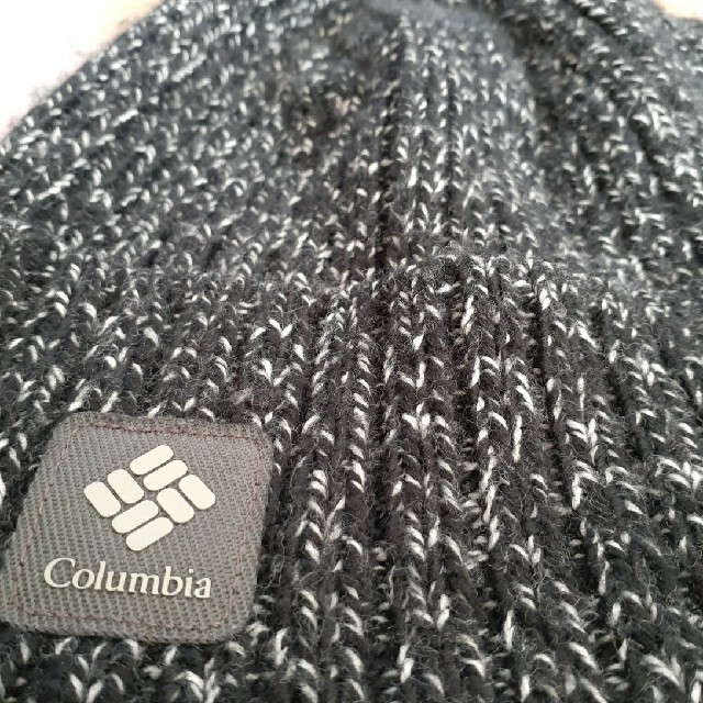 Columbia(コロンビア)の【Columbia】シンプルなニット帽／黒色／冬／帽子 メンズの帽子(ニット帽/ビーニー)の商品写真