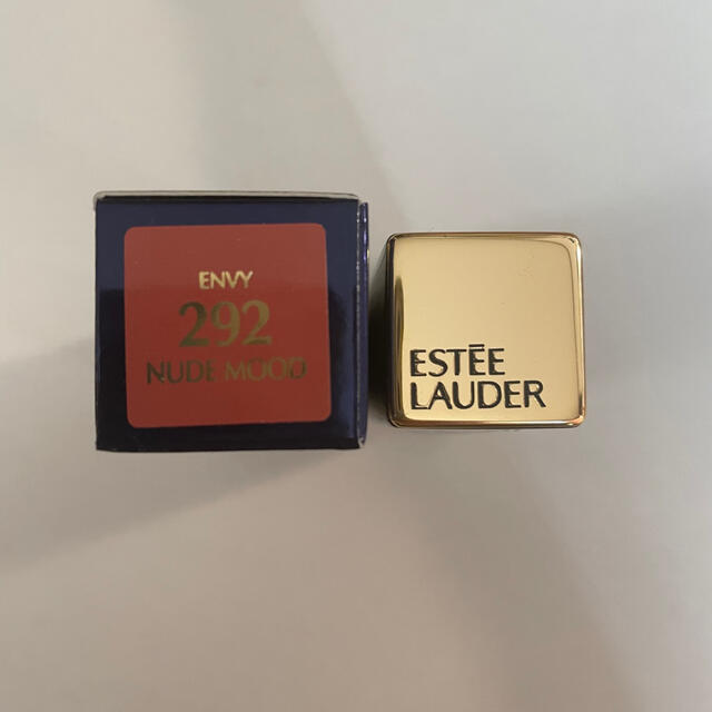 Estee Lauder(エスティローダー)のエスティーローダー 292 NODE MOOD コスメ/美容のベースメイク/化粧品(口紅)の商品写真