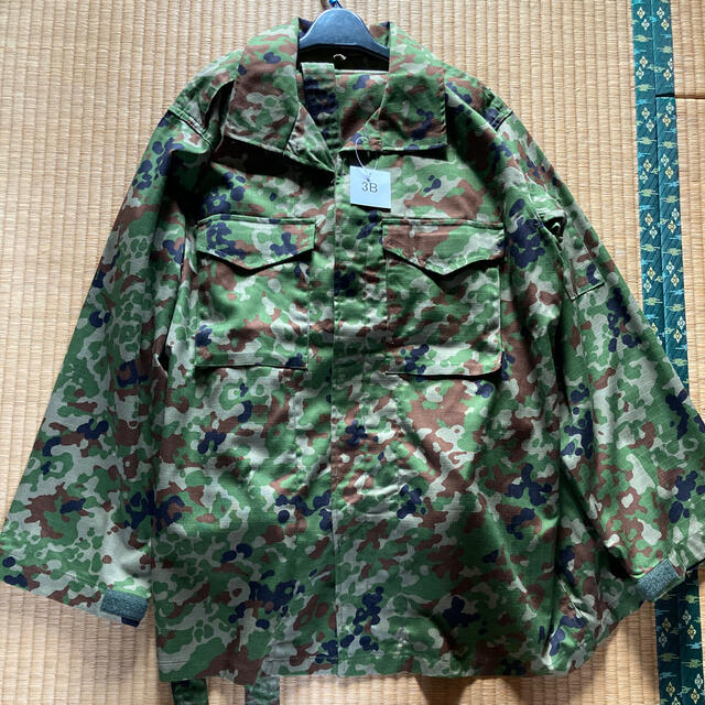 【タイムセール】自衛隊 戦闘服２型 リップストップ生地 ３Ｂ【新品】 エンタメ/ホビーのミリタリー(戦闘服)の商品写真