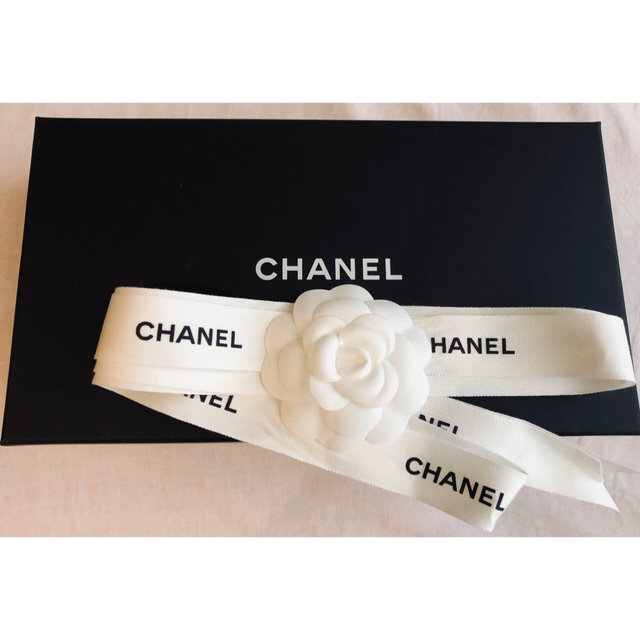 CHANEL(シャネル)の新品未使用　シャネルフラップウォレット レディースのファッション小物(財布)の商品写真