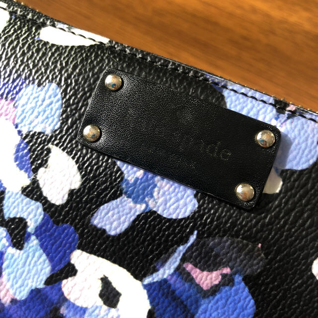 kate spade new york(ケイトスペードニューヨーク)の最終値下げ！ケイトスペード  花柄長財布 メンズのファッション小物(長財布)の商品写真