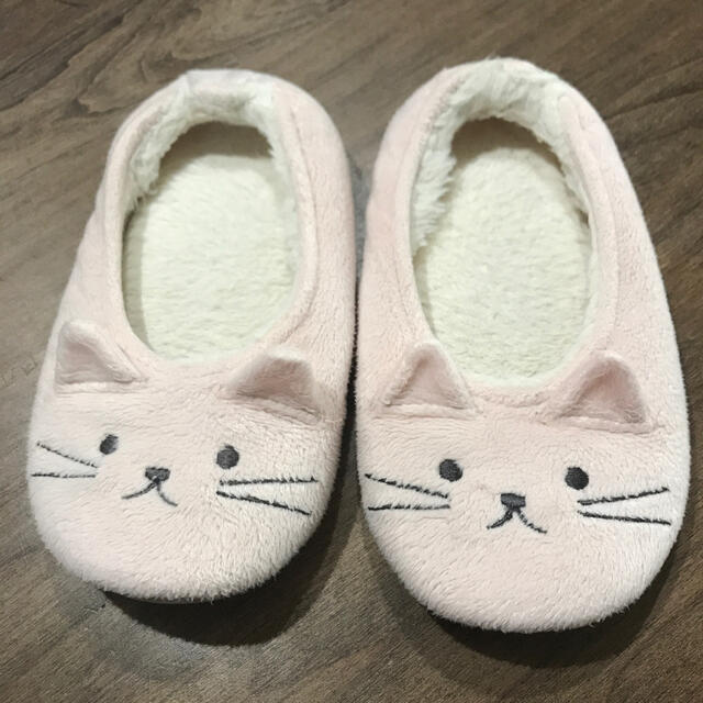 ニトリ 子供スリッパ ネコの通販 by あこ|ニトリならラクマ