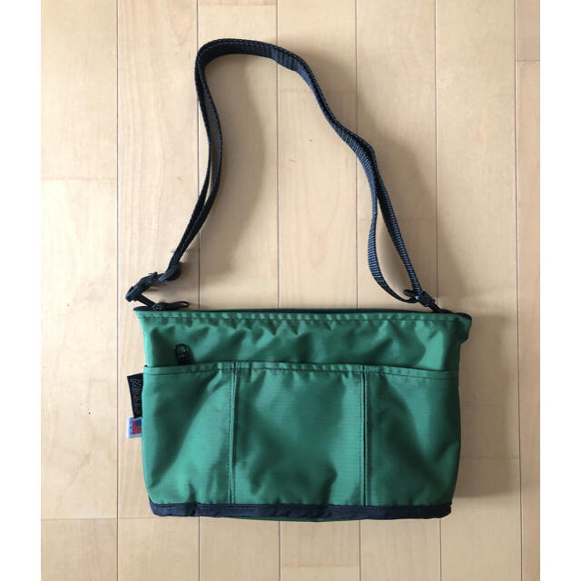 MELO*OVAL SHAPED BAG ショルダーバッグ サコッシュ | フリマアプリ ラクマ