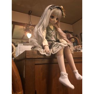 MDD セミホワイト肌 ボディ