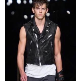 BURBERRY(ライダースジャケット)のフリマアイテム一覧 BURBERRY(ライダースジャケット)のフリマアイテム一覧