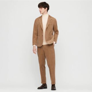 ユニクロ(UNIQLO)のエクストラメリノタートルネックセーター　オフホワイト(ニット/セーター)