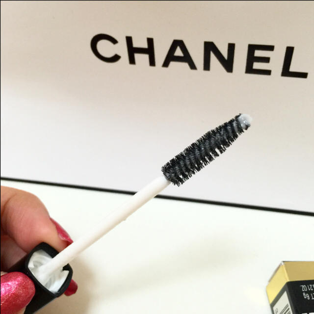 CHANEL(シャネル)の新品♡シャネル♡マスカラバーズボーテ  コスメ/美容のベースメイク/化粧品(マスカラ下地/トップコート)の商品写真