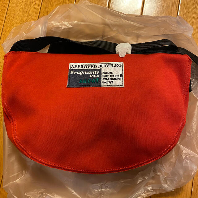 FRAGMENT(フラグメント)のsacai x fragment design Bag RED メンズのバッグ(ショルダーバッグ)の商品写真