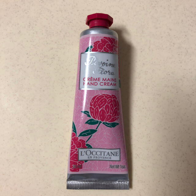 L'OCCITANE(ロクシタン)のロクシタン ハンドクリーム コスメ/美容のボディケア(ハンドクリーム)の商品写真