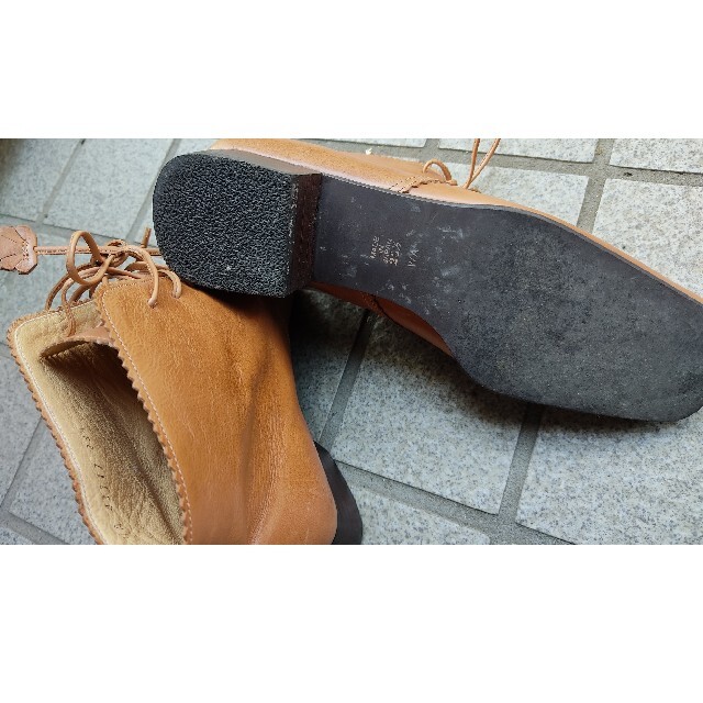 DIANA(ダイアナ)の銀座ダイアナ　本革、日本製ショートブーツ　23.5センチ レディースの靴/シューズ(ブーツ)の商品写真