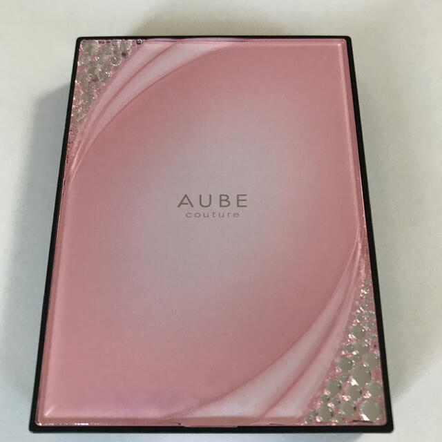 AUBE couture(オーブクチュール)の数回使用のみ　オーブ クチュール ブライトアップアイズ　532 ピンク系 コスメ/美容のベースメイク/化粧品(アイシャドウ)の商品写真