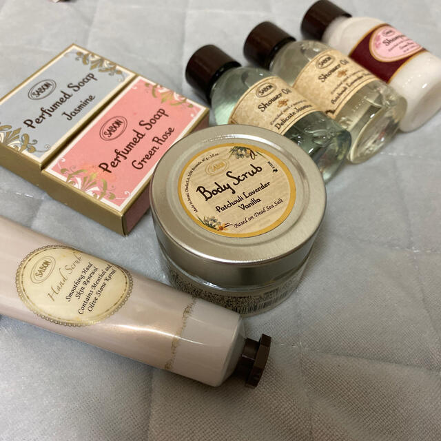 SABON(サボン)のSABONスペシャルセット　⭐︎最終値下げ⭐︎ コスメ/美容のボディケア(ボディスクラブ)の商品写真