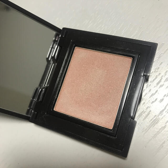 laura mercier(ローラメルシエ)のlaura mercier アイシャドウ コスメ/美容のベースメイク/化粧品(アイシャドウ)の商品写真