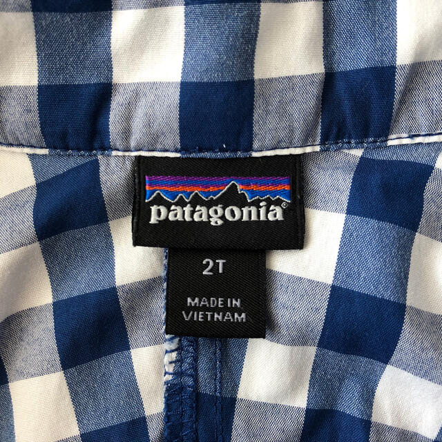 patagonia(パタゴニア)のPatagonia キッズ ジップパーカー 2T キッズ/ベビー/マタニティのキッズ服男の子用(90cm~)(ジャケット/上着)の商品写真