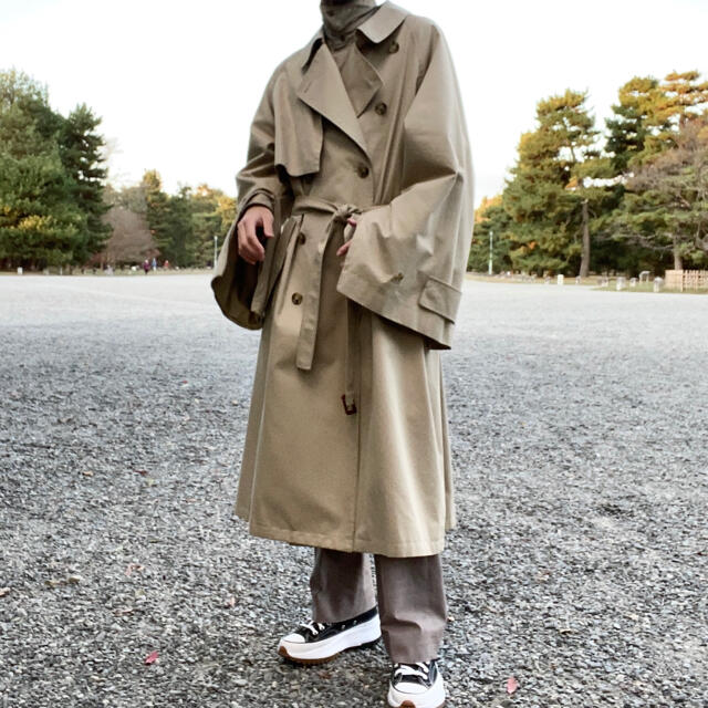 SUNSEA(サンシー)のstein 19aw LAY OVERSIZED OVERLAP COAT メンズのジャケット/アウター(トレンチコート)の商品写真