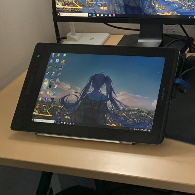 液晶タブレット