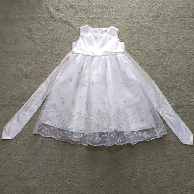 Catherine Cottage(キャサリンコテージ)の子供ドレス ホワイト 花刺繍オーガンジー 130cm キッズ/ベビー/マタニティのキッズ服女の子用(90cm~)(ドレス/フォーマル)の商品写真
