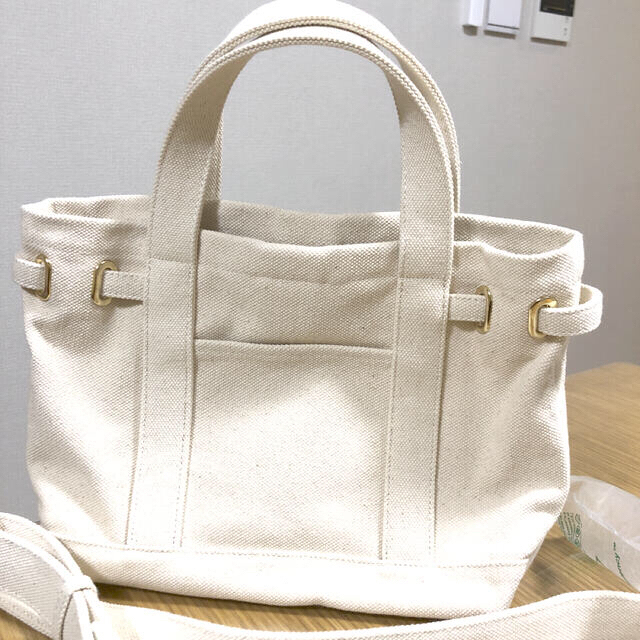 UNITED ARROWS green label relaxing(ユナイテッドアローズグリーンレーベルリラクシング)の最終未使用✨金具ゴールドグリーンレーベルショルダーバック レディースのバッグ(ショルダーバッグ)の商品写真