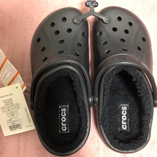 crocs(クロックス)のクロックス　ボア　サンダル　ブラック レディースの靴/シューズ(サンダル)の商品写真