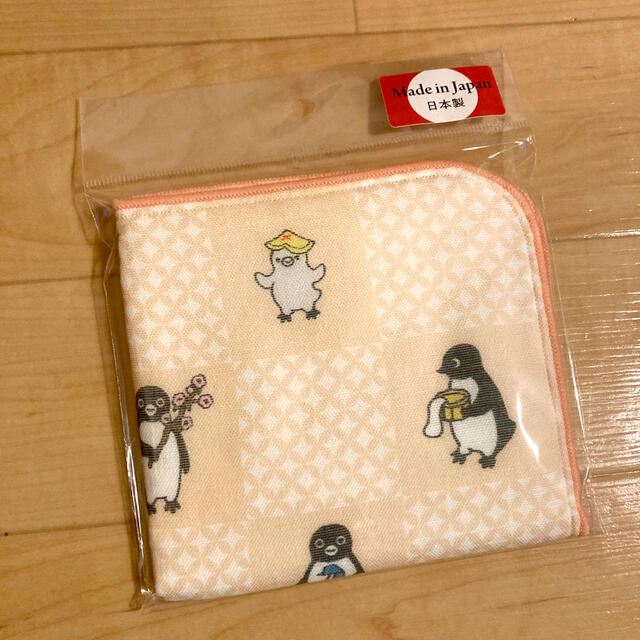 JR(ジェイアール)のSuica penguin ガーゼハンカチ レディースのファッション小物(ハンカチ)の商品写真