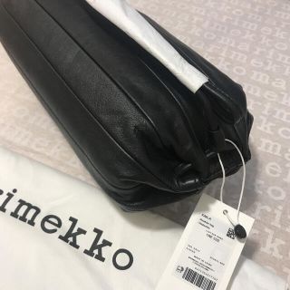 マリメッコ(marimekko)の新品！　マリメッコ　カルラ　KARLA  ショルダーバッグ(ショルダーバッグ)