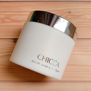 CHICCA(キッカ) ビューティグロウ ボディクリーム ロゼ 200g(ボディクリーム)