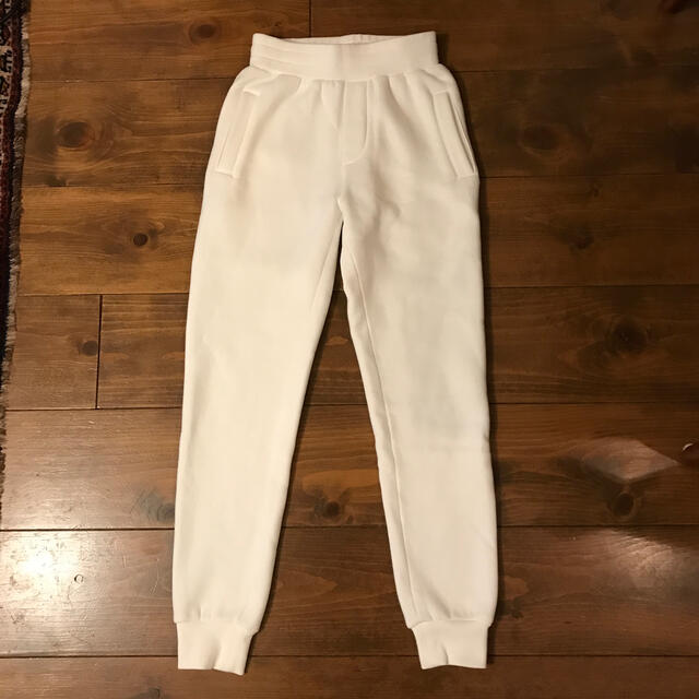 クチデザイン スウェット 白 KUCHI DESIGNの通販 by 3898's shop クチデザイン スウェット 白 KUCHI DESIGNの通販 by 3898's shop