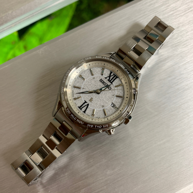 1B25ケース材質美品　SEIKO LUKIA SSVV011 ラッキーパスポート 1B25