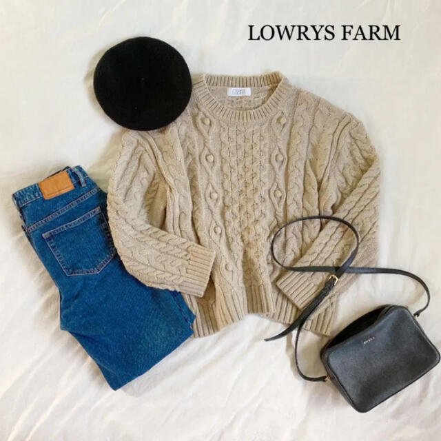 LOWRYS FARM(ローリーズファーム)の《LOWRYS FARM》鍵あみニット　ケーブルニット　ケーブルニット レディースのトップス(ニット/セーター)の商品写真