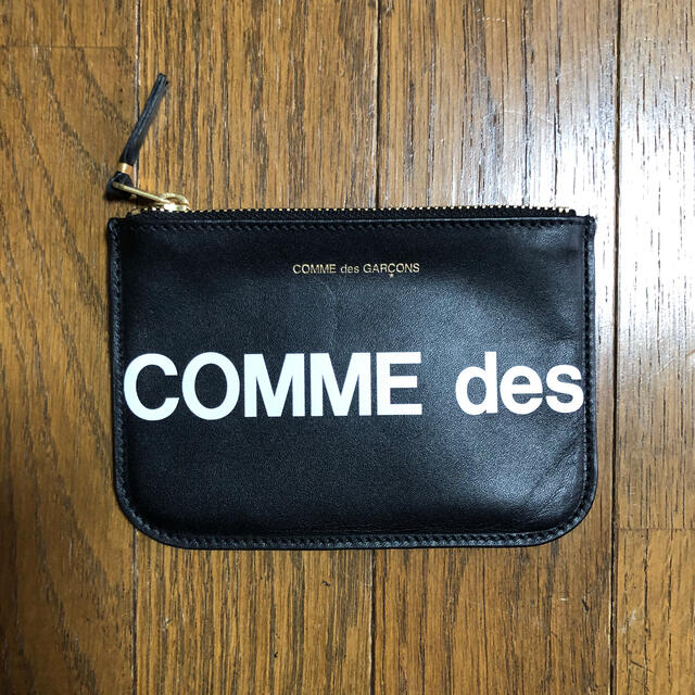 代引き不可】 COMME des GARCONS Huge-Logo ZIPポーチ ラージ asakusa