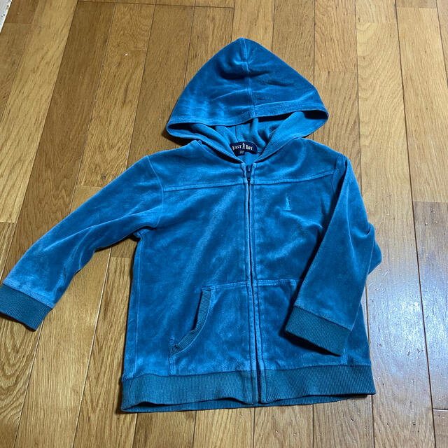 EASTBOY(イーストボーイ)のEAST BOYパーカー キッズ/ベビー/マタニティのキッズ服男の子用(90cm~)(ジャケット/上着)の商品写真