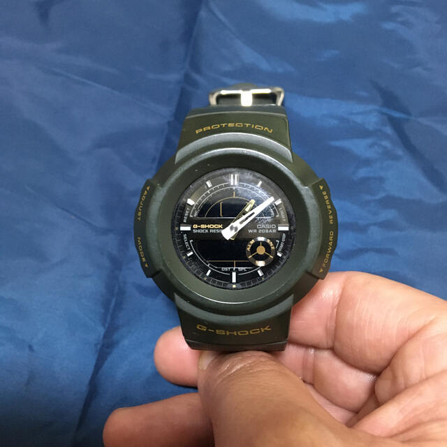 G-SHOCK(ジーショック)のカシオG SHOCK電池切れ二本 メンズの時計(腕時計(デジタル))の商品写真
