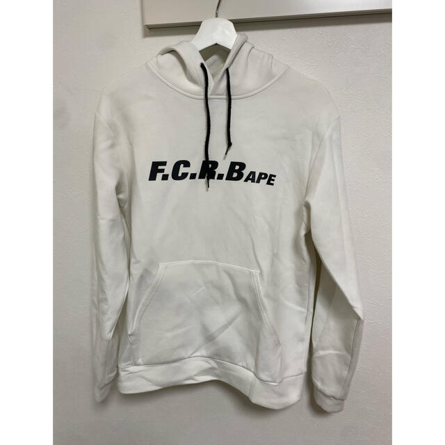 A BATHING APE - APE×FCRB ホワイトパーカー Mの通販 by ポケモン ...