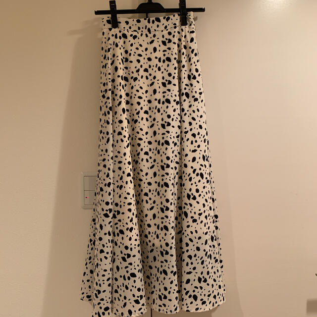 INGNI(イング)のダルメシアンスカート レディースのスカート(ロングスカート)の商品写真