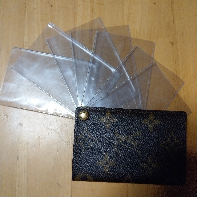 LOUIS VUITTON(ルイヴィトン)のルイヴィトン　カードケース レディースのファッション小物(パスケース/IDカードホルダー)の商品写真