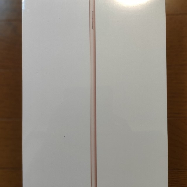 iPad10.2第8世代32GBWiFi MYLA2J ゴールド-