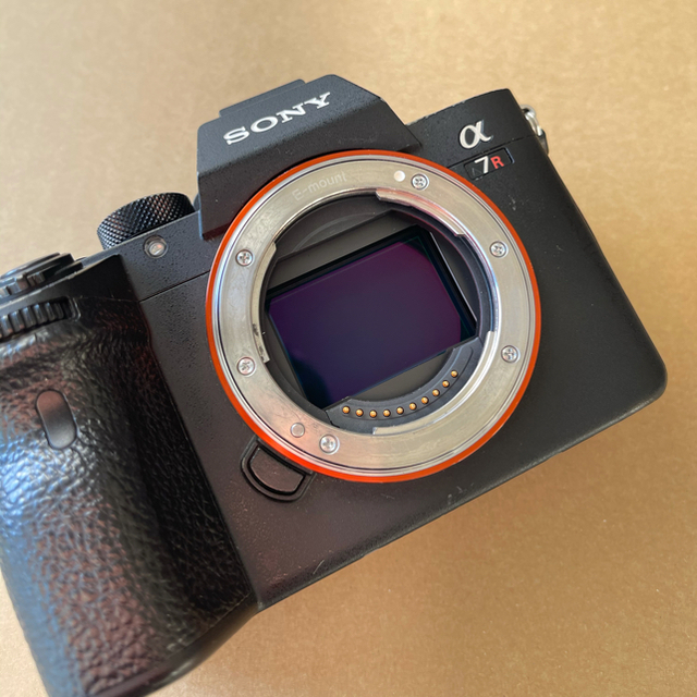 SONY(ソニー)のソニー　SONY α7RIII 実用品 スマホ/家電/カメラのカメラ(ミラーレス一眼)の商品写真