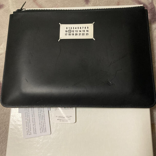 1度使用マルタンマルジェラ黒色ドットビッククラッチバック下横53cm縦