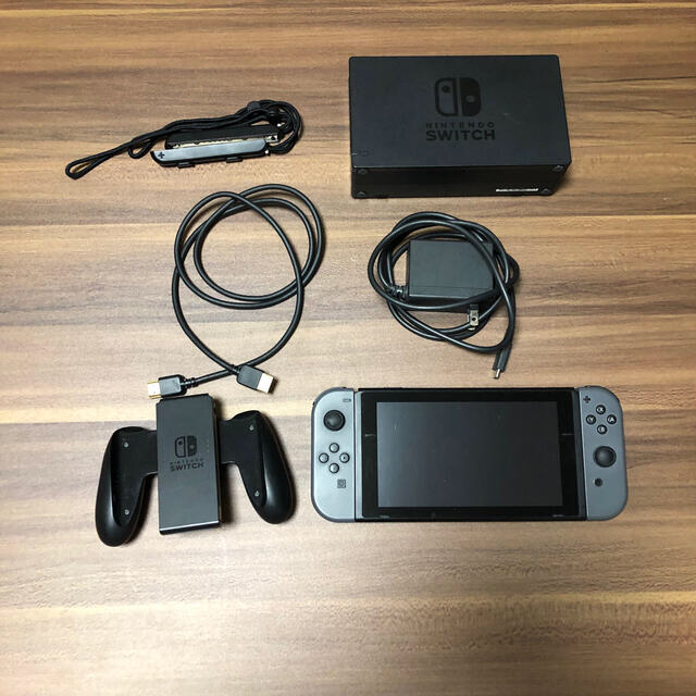 NintendoSwitch グレー 付属品完備 任天堂 ニンテンドースイッチ ...