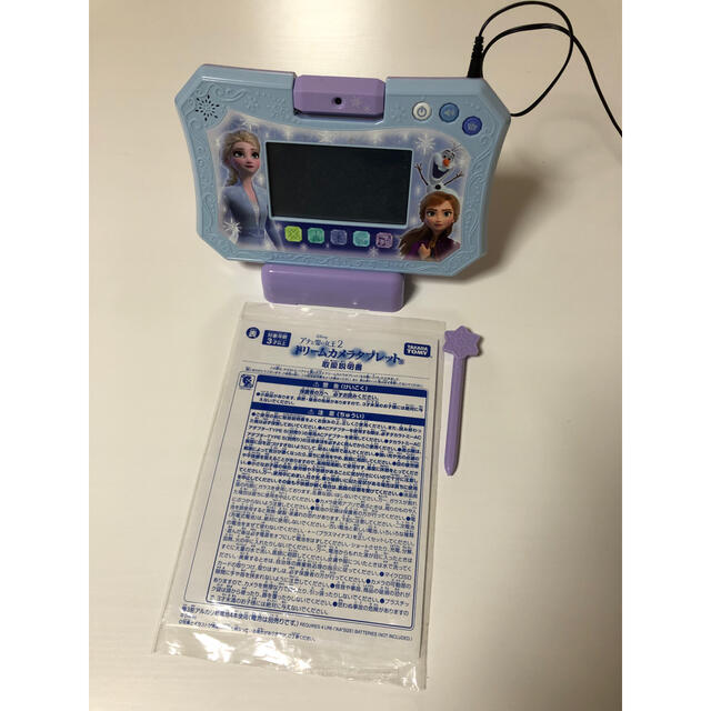 Takara Tomy(タカラトミー)のアナと雪の女王2ドリームカメラタブレット(ACアダプター付き) キッズ/ベビー/マタニティのおもちゃ(知育玩具)の商品写真