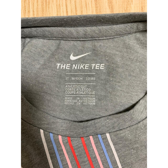 NIKE(ナイキ)の＊ぺんぎん様専用＊NIKE Ｔシャツ　キッズ キッズ/ベビー/マタニティのキッズ服女の子用(90cm~)(Tシャツ/カットソー)の商品写真