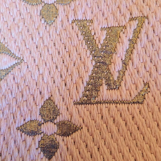 LOUIS VUITTON - ルイヴィトン LOUIS VUITTON マフラー ピンク LOUIS VUITTON - ルイヴィトン LOUIS VUITTON マフラー ピンク
