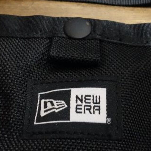 NEW ERA(ニューエラー)のNEW ERA ニューエラ　トートバッグ ブラック メンズのバッグ(トートバッグ)の商品写真