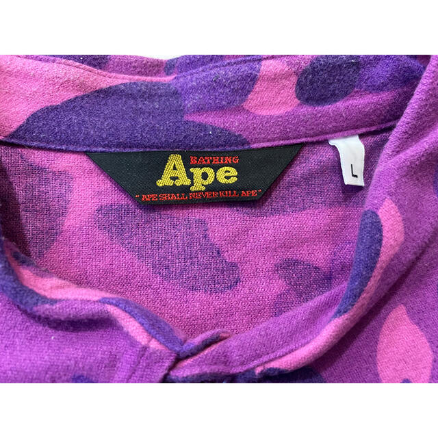 A BATHING APE(アベイシングエイプ)のAPE パープルカモ ネルシャツ L 新品 メンズのトップス(シャツ)の商品写真